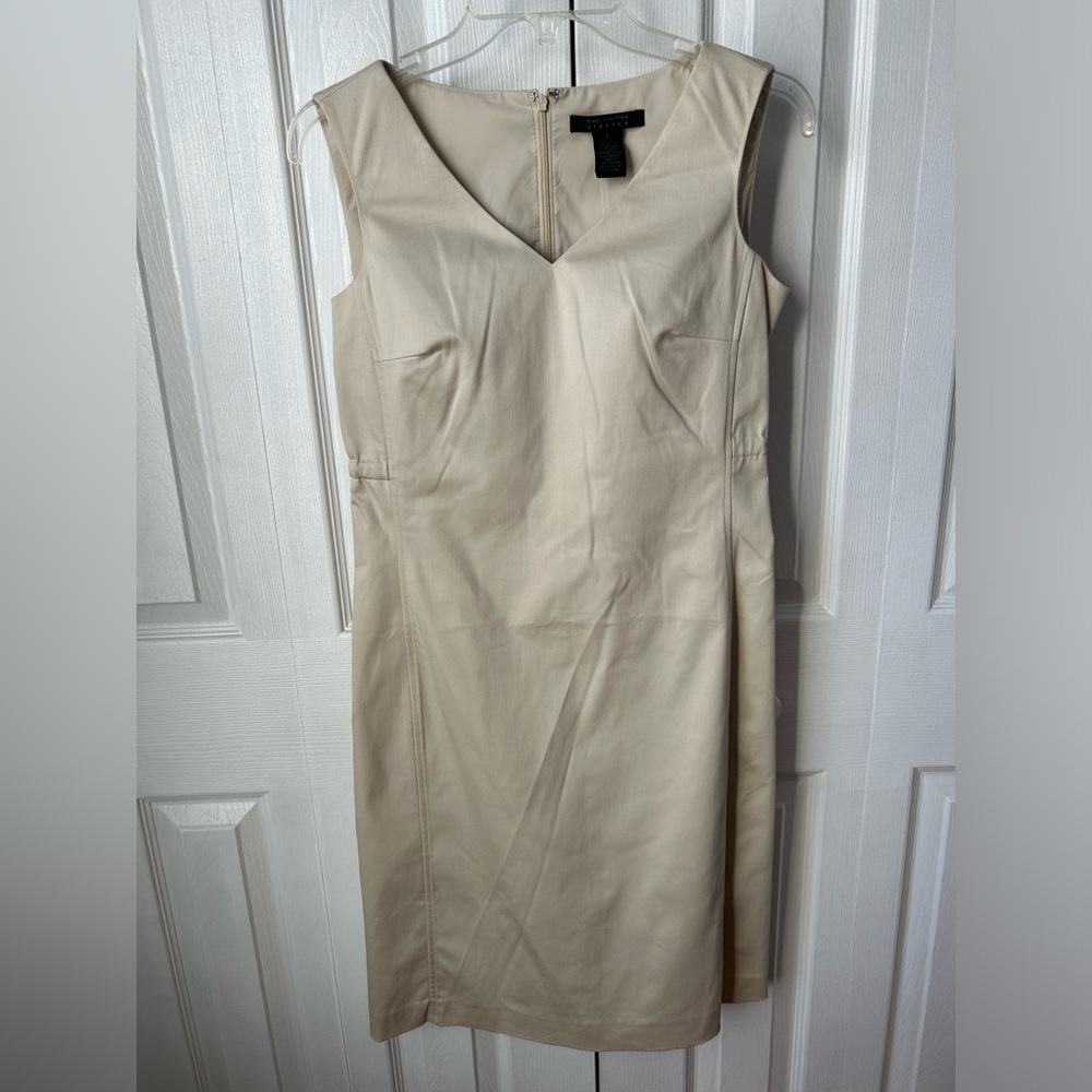 NWT vintage stretch beige sleeveless shift dress - size 4
